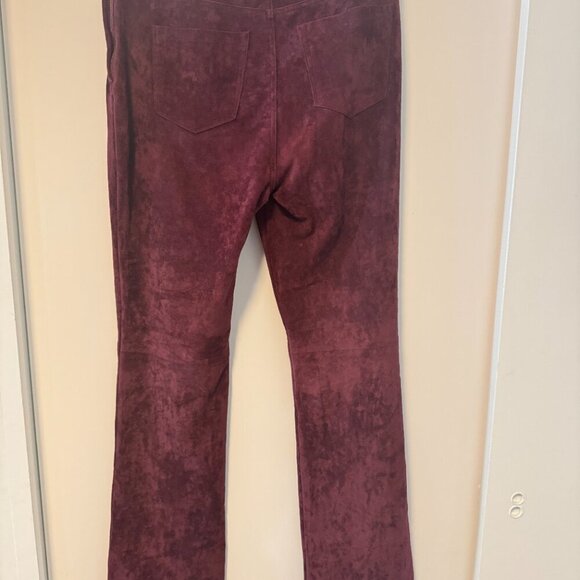Blank NYC Faux Suede Burgundy Flare Pant Size 30 - Picture 5 of 8